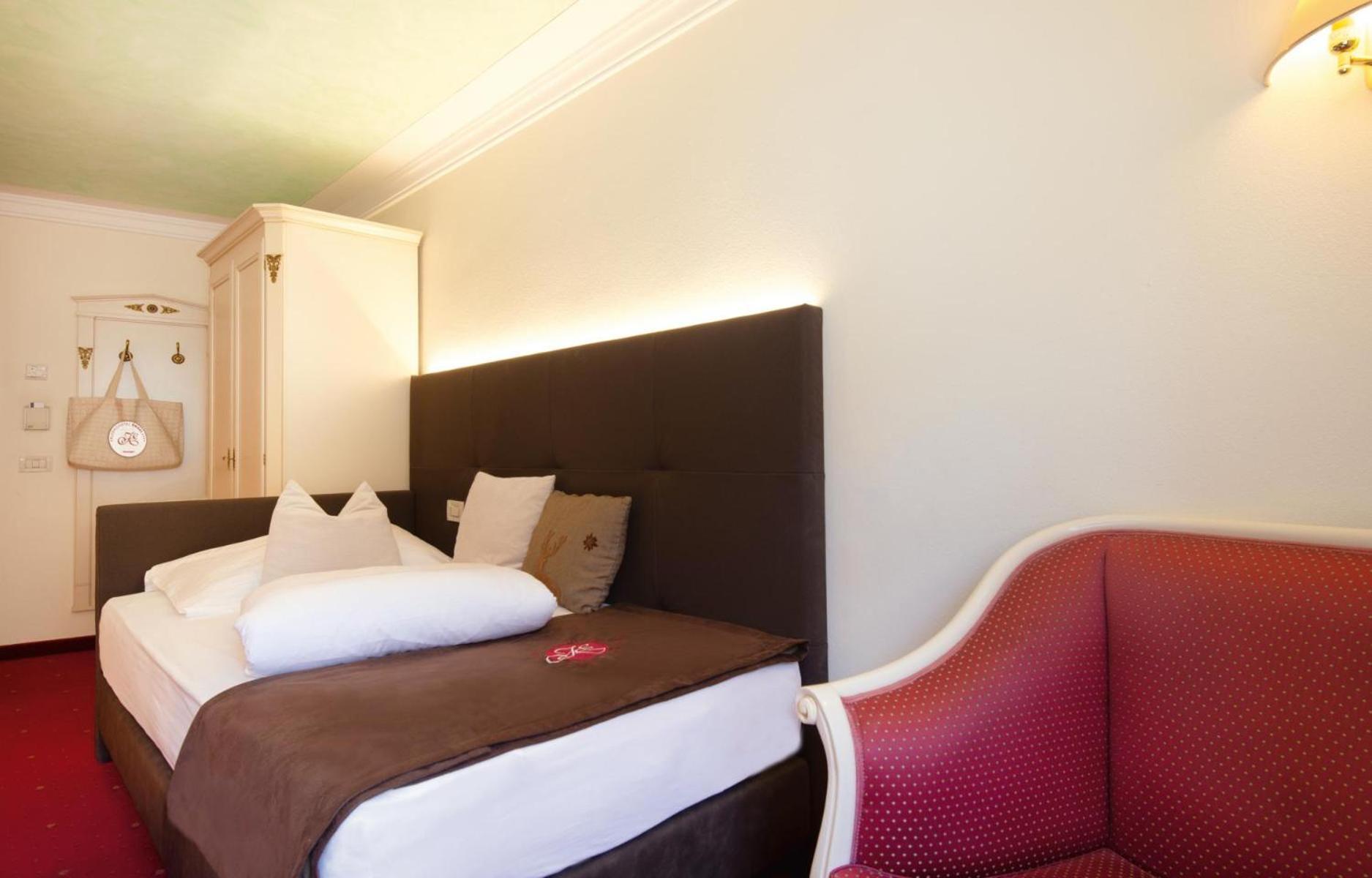 Hotel Engel Sluderno Rum bild