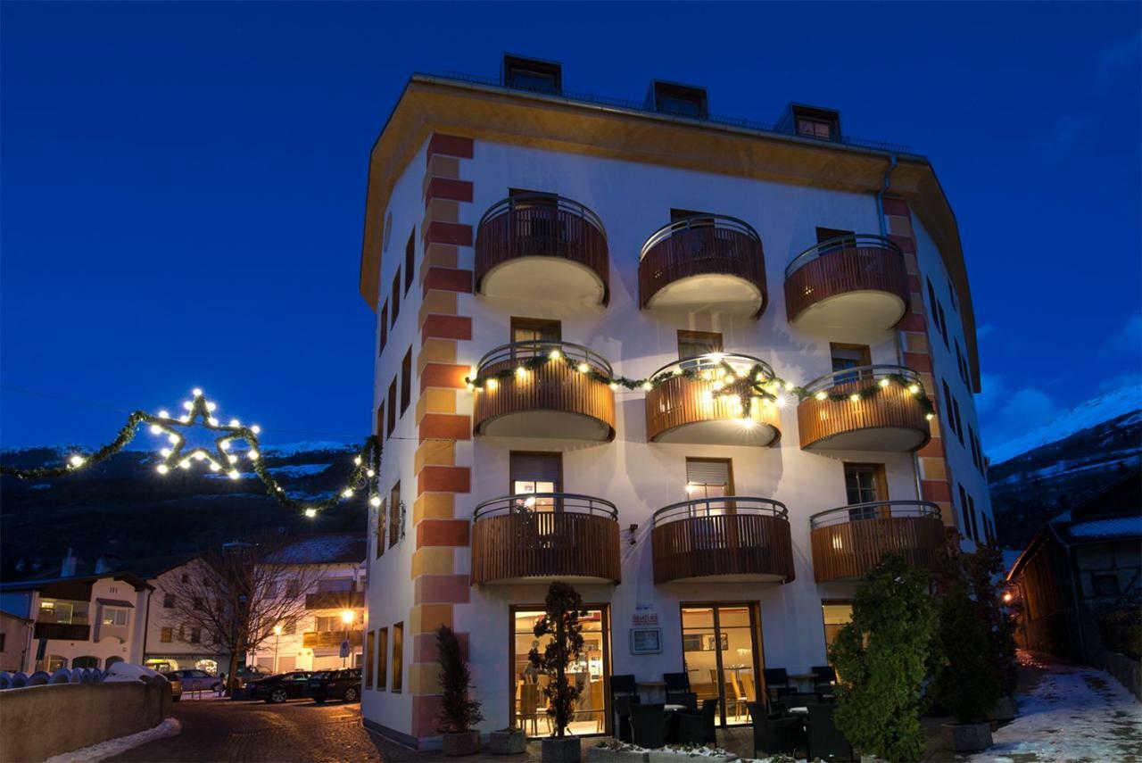 Hotel Engel Sluderno Exteriör bild